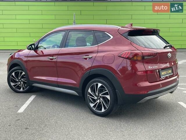 Красный Хендай Туксон, объемом двигателя 2 л и пробегом 64 тыс. км за 30500 $, фото 10 на Automoto.ua