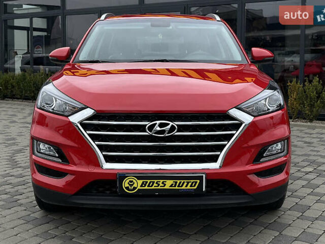 Хендай Туксон 2020 в Мукачеве на Automoto.ua Красный Хендай Туксон, объемом двигателя 2 л и пробегом 73 тыс. км за 20990 $, фото 1 на Automoto.ua