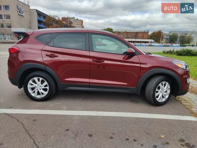 Червоний Хендай Туксон, об'ємом двигуна 0 л та пробігом 11 тис. км за 22900 $, фото 3 на Automoto.ua