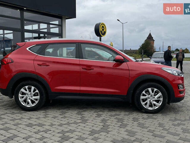 Хендай Туксон 2020 в Мукачеве на Automoto.ua Красный Хендай Туксон, объемом двигателя 2 л и пробегом 73 тыс. км за 20990 $, фото 7 на Automoto.ua