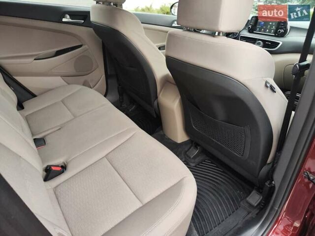 Червоний Хендай Туксон, об'ємом двигуна 0 л та пробігом 11 тис. км за 22900 $, фото 12 на Automoto.ua