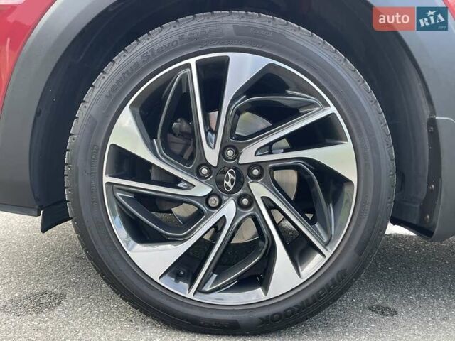 Красный Хендай Туксон, объемом двигателя 2 л и пробегом 64 тыс. км за 30500 $, фото 37 на Automoto.ua