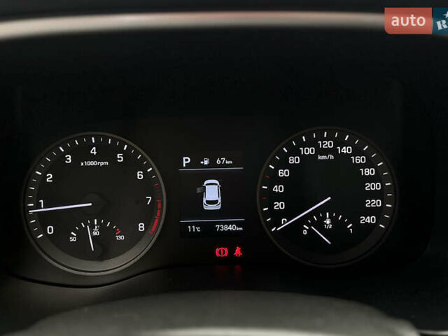 Хендай Туксон 2020 в Мукачеве на Automoto.ua Красный Хендай Туксон, объемом двигателя 2 л и пробегом 73 тыс. км за 20990 $, фото 21 на Automoto.ua