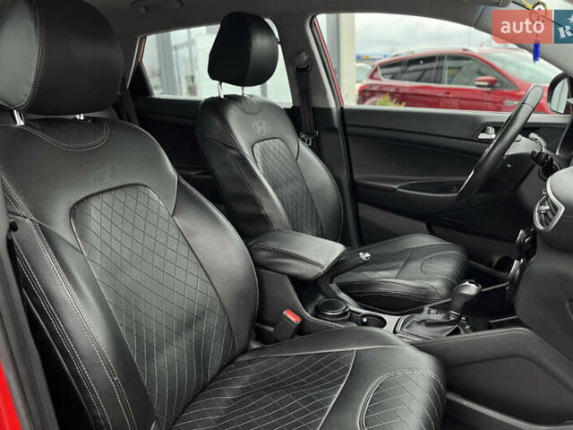 Хендай Туксон 2020 в Мукачеве на Automoto.ua Красный Хендай Туксон, объемом двигателя 2 л и пробегом 73 тыс. км за 20990 $, фото 10 на Automoto.ua