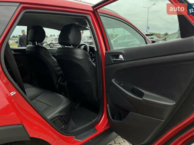 Хендай Туксон 2020 в Мукачеве на Automoto.ua Красный Хендай Туксон, объемом двигателя 2 л и пробегом 73 тыс. км за 20990 $, фото 11 на Automoto.ua