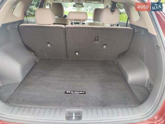 Червоний Хендай Туксон, об'ємом двигуна 0 л та пробігом 11 тис. км за 22900 $, фото 13 на Automoto.ua