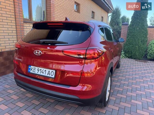 Червоний Хендай Туксон, об'ємом двигуна 2 л та пробігом 32 тис. км за 16700 $, фото 25 на Automoto.ua