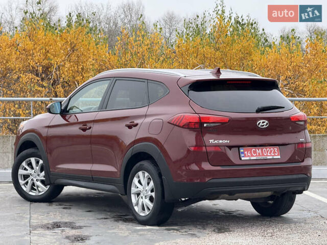 Красный Хендай Туксон, объемом двигателя 0 л и пробегом 175 тыс. км за 19900 $, фото 8 на Automoto.ua