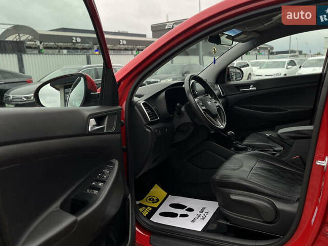 Хендай Туксон 2020 в Мукачеве на Automoto.ua Красный Хендай Туксон, объемом двигателя 2 л и пробегом 73 тыс. км за 20990 $, фото 16 на Automoto.ua