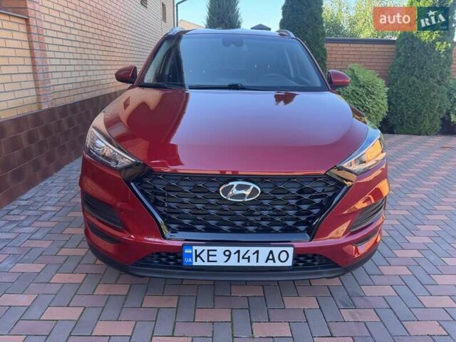 Червоний Хендай Туксон, об'ємом двигуна 2 л та пробігом 32 тис. км за 16700 $, фото 32 на Automoto.ua