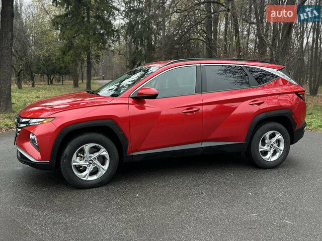 Червоний Хендай Туксон, об'ємом двигуна 2.5 л та пробігом 23 тис. км за 23700 $, фото 5 на Automoto.ua