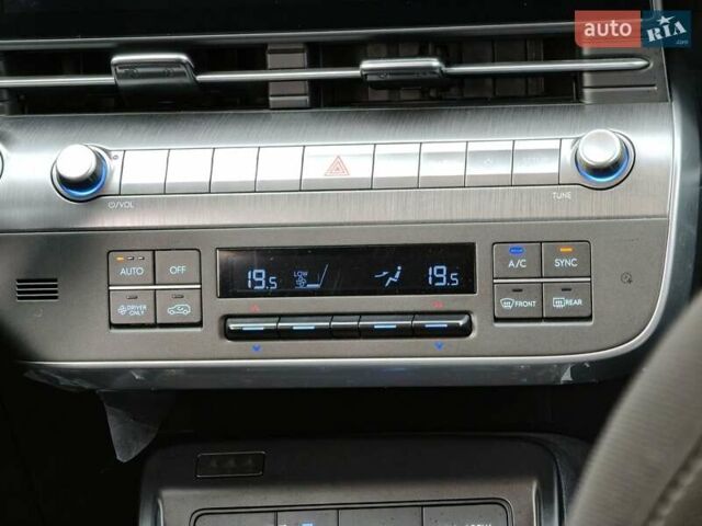 Хендай Туксон 2024 у Львові на Automoto.ua Червоний Хендай Туксон, об'ємом двигуна 0 л та пробігом 12 тис. км за 24200 $, фото 31 на Automoto.ua