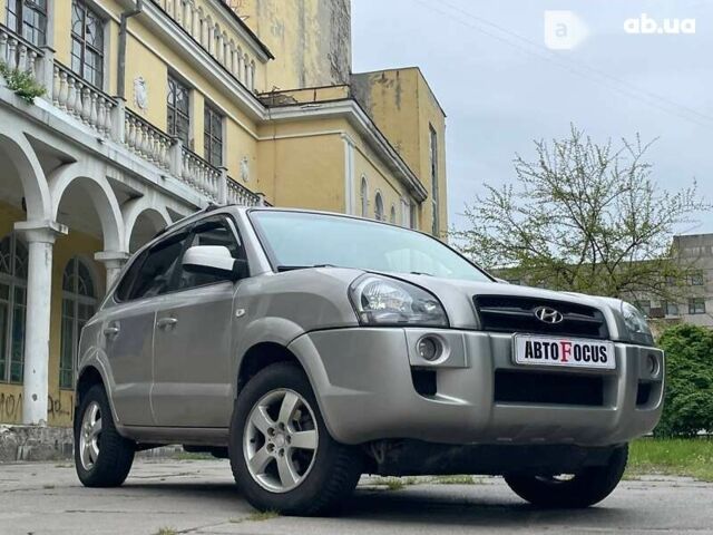 Хендай Туксон 2006 в Киеве на Automoto.ua Хендай Туксон, объемом двигателя 2 л и пробегом 239 тыс. км за 7690 $, фото 2 на Automoto.ua