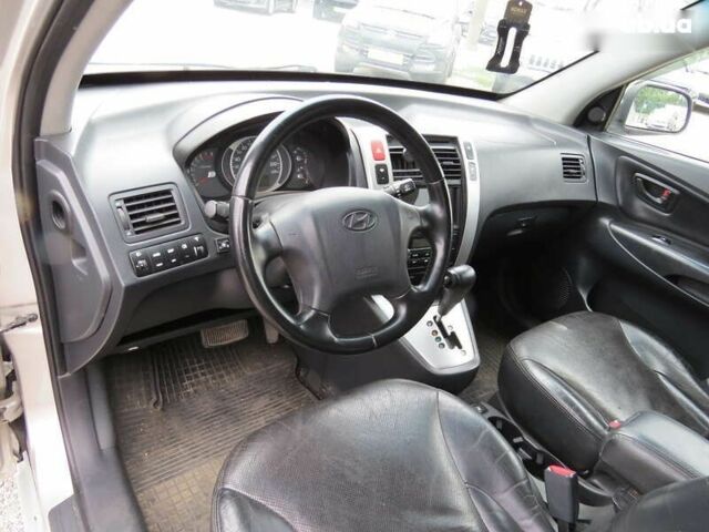 Хендай Туксон 2007 в Кропивницком (Кировограде) на Automoto.ua Хендай Туксон, объемом двигателя 0 л и пробегом 205 тыс. км за 7950 $, фото 5 на Automoto.ua