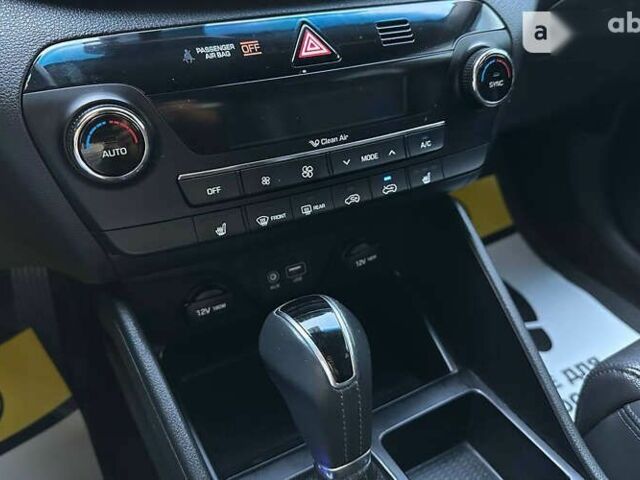 Хендай Туксон 2017 в Ивано-Франковске на Automoto.ua Хендай Туксон, объемом двигателя 2 л и пробегом 95 тыс. км за 18000 $, фото 11 на Automoto.ua