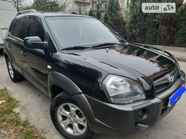 Хендай Туксон, объемом двигателя 2 л и пробегом 167 тыс. км за 8400 $, фото 12 на Automoto.ua