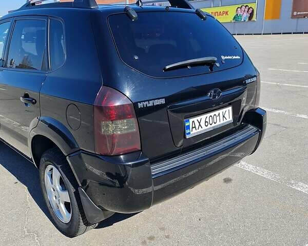 Хендай Туксон, об'ємом двигуна 2 л та пробігом 171 тис. км за 7700 $, фото 2 на Automoto.ua