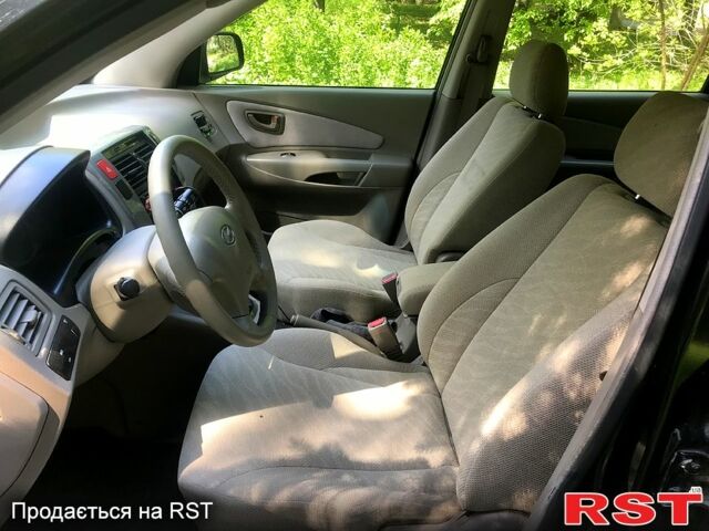 Хендай Туксон, об'ємом двигуна 2 л та пробігом 262 тис. км за 7900 $, фото 5 на Automoto.ua