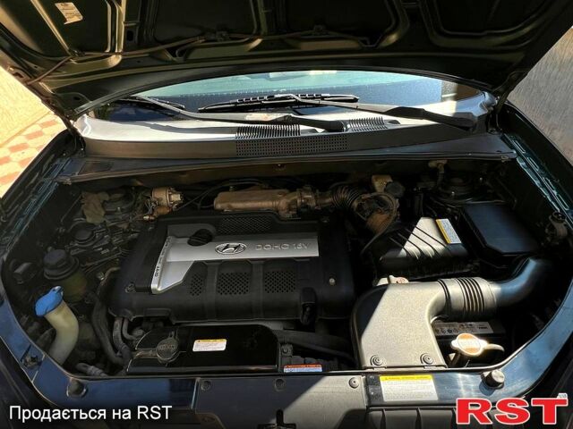 Хендай Туксон, об'ємом двигуна 2 л та пробігом 261 тис. км за 8000 $, фото 5 на Automoto.ua