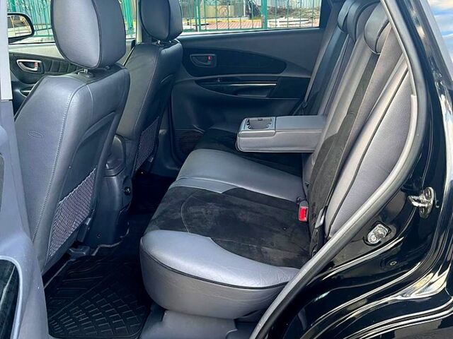 Хендай Туксон, об'ємом двигуна 2 л та пробігом 173 тис. км за 8000 $, фото 12 на Automoto.ua