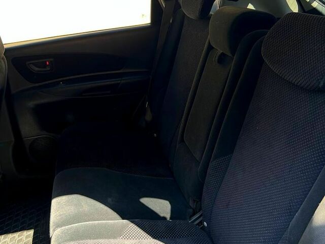 Хендай Туксон, об'ємом двигуна 2 л та пробігом 261 тис. км за 8000 $, фото 8 на Automoto.ua