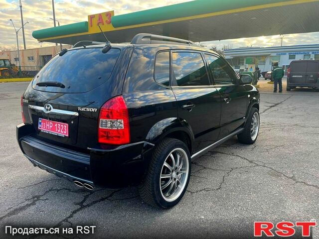 Хендай Туксон, об'ємом двигуна 2 л та пробігом 173 тис. км за 8000 $, фото 7 на Automoto.ua