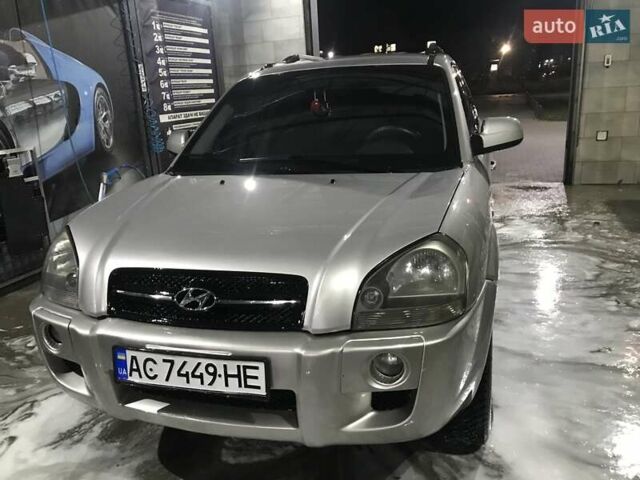 Хендай Туксон, объемом двигателя 1.98 л и пробегом 230 тыс. км за 7600 $, фото 1 на Automoto.ua