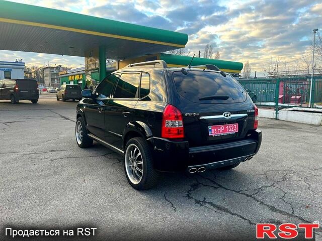 Хендай Туксон, об'ємом двигуна 2 л та пробігом 173 тис. км за 8000 $, фото 6 на Automoto.ua