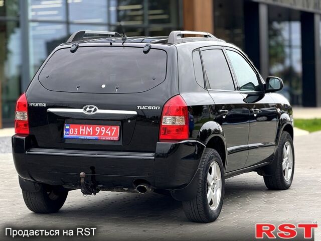 Хендай Туксон, объемом двигателя 2 л и пробегом 235 тыс. км за 7450 $, фото 7 на Automoto.ua