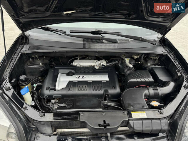 Хендай Туксон 2006 в Вознесенске на Automoto.ua Хендай Туксон, объемом двигателя 1.98 л и пробегом 228 тыс. км за 7700 $, фото 17 на Automoto.ua