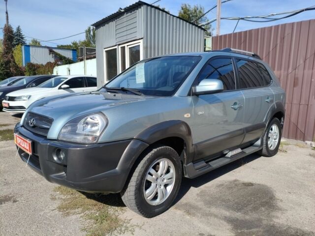 Хендай Туксон, об'ємом двигуна 2 л та пробігом 105 тис. км за 9700 $, фото 1 на Automoto.ua