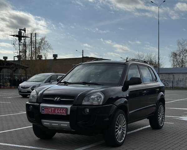 Хендай Туксон 2006 в Нововолынск на Automoto.ua Хендай Туксон, объемом двигателя 2 л и пробегом 228 тыс. км за 7500 $, фото 3 на Automoto.ua