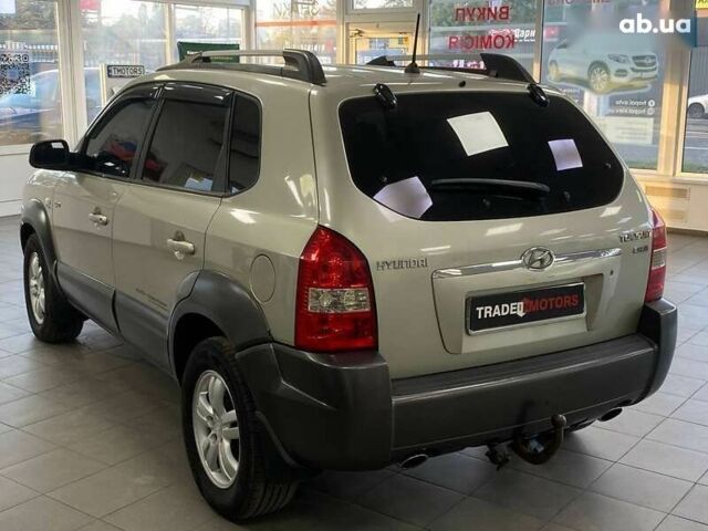 Хендай Туксон, объемом двигателя 2 л и пробегом 280 тыс. км за 7490 $, фото 12 на Automoto.ua