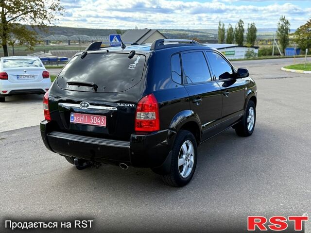 Хендай Туксон, объемом двигателя 2 л и пробегом 260 тыс. км за 7700 $, фото 4 на Automoto.ua