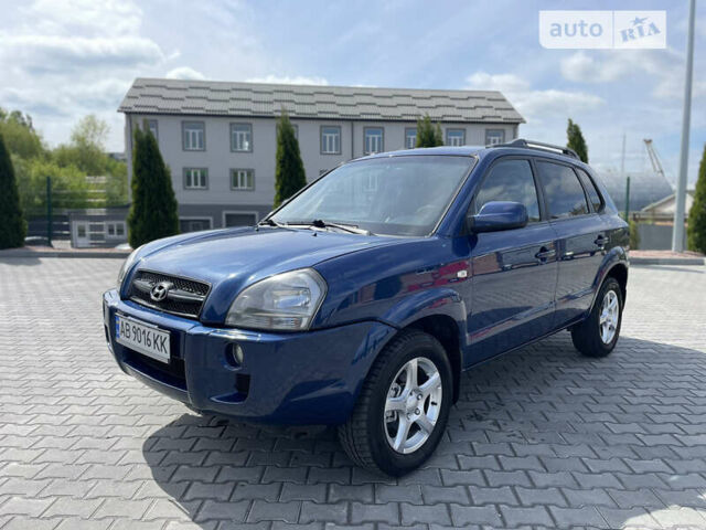 Хендай Туксон, объемом двигателя 2 л и пробегом 212 тыс. км за 8199 $, фото 7 на Automoto.ua