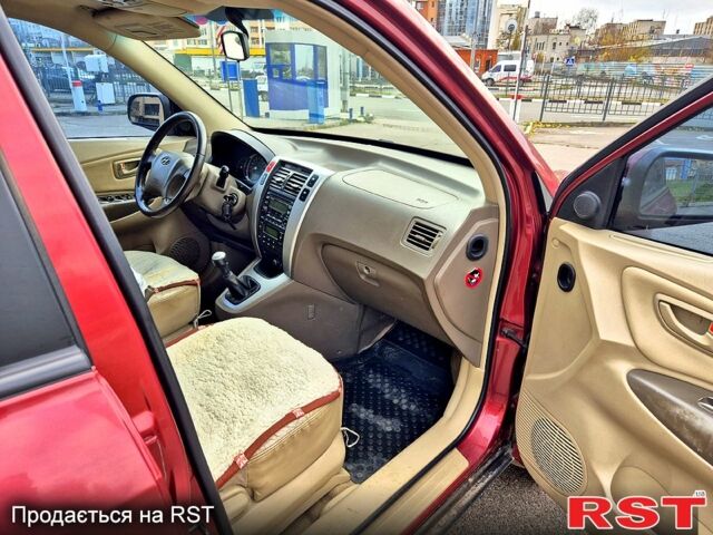 Хендай Туксон, об'ємом двигуна 2 л та пробігом 149 тис. км за 5950 $, фото 4 на Automoto.ua