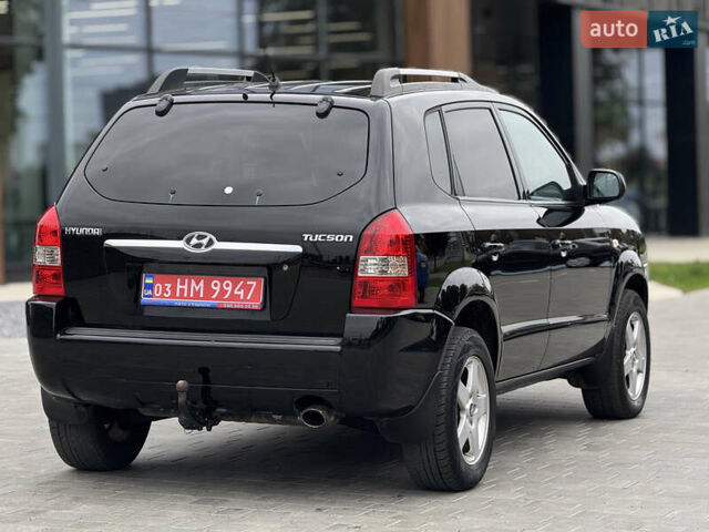 Хендай Туксон 2006 в Вознесенске на Automoto.ua Хендай Туксон, объемом двигателя 1.98 л и пробегом 228 тыс. км за 7700 $, фото 8 на Automoto.ua