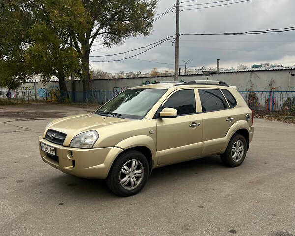 Хендай Туксон, об'ємом двигуна 1.98 л та пробігом 200 тис. км за 6700 $, фото 1 на Automoto.ua