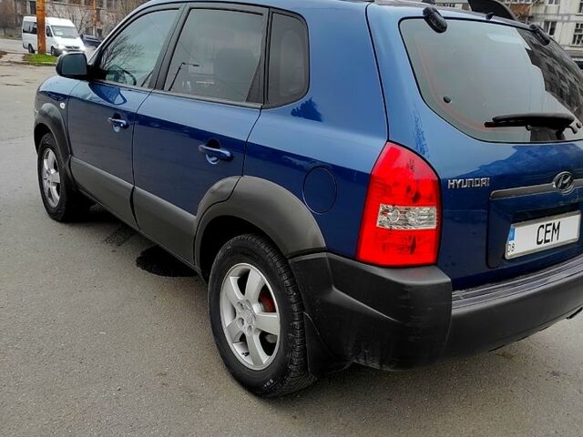 Хендай Туксон, объемом двигателя 2 л и пробегом 225 тыс. км за 7300 $, фото 5 на Automoto.ua