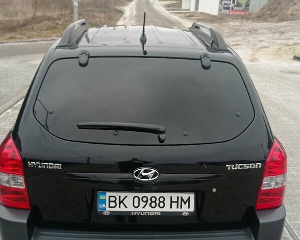 Хендай Туксон, об'ємом двигуна 2 л та пробігом 209 тис. км за 7400 $, фото 31 на Automoto.ua