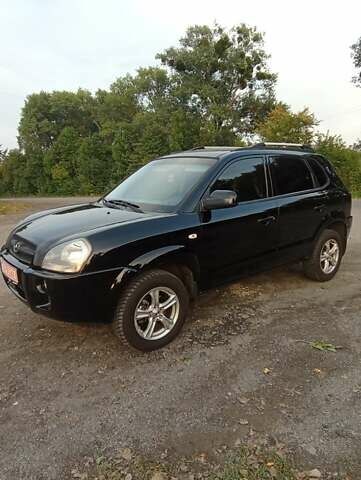 Хендай Туксон, объемом двигателя 2 л и пробегом 265 тыс. км за 7790 $, фото 7 на Automoto.ua
