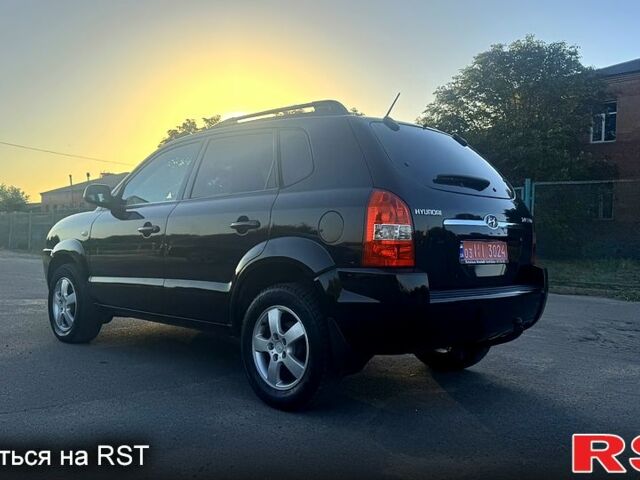Хендай Туксон, объемом двигателя 2 л и пробегом 248 тыс. км за 7500 $, фото 3 на Automoto.ua