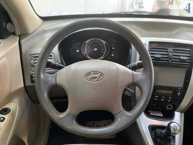 Хендай Туксон, объемом двигателя 2 л и пробегом 280 тыс. км за 7490 $, фото 19 на Automoto.ua