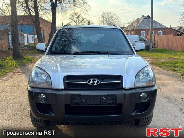 Хендай Туксон, объемом двигателя 20 л и пробегом 164 тыс. км за 7750 $, фото 2 на Automoto.ua