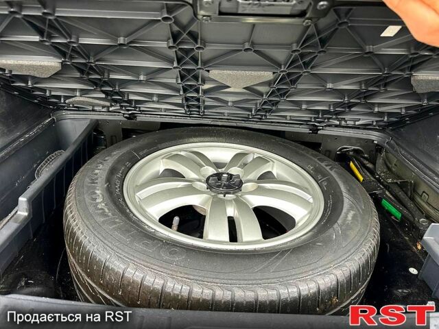 Хендай Туксон, об'ємом двигуна 2 л та пробігом 203 тис. км за 8100 $, фото 10 на Automoto.ua