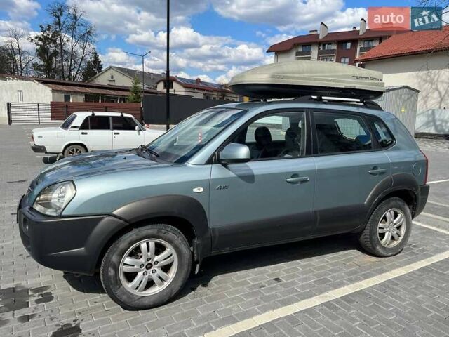 Хендай Туксон 2007 в Сваляве на Automoto.ua Хендай Туксон, объемом двигателя 2.66 л и пробегом 280 тыс. км за 5608 $, фото 3 на Automoto.ua