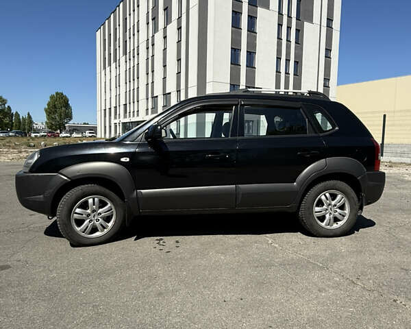 Хендай Туксон, об'ємом двигуна 2 л та пробігом 140 тис. км за 7200 $, фото 3 на Automoto.ua