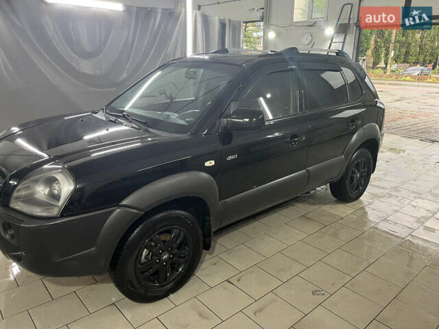 Хендай Туксон, объемом двигателя 1.98 л и пробегом 225 тыс. км за 7200 $, фото 1 на Automoto.ua