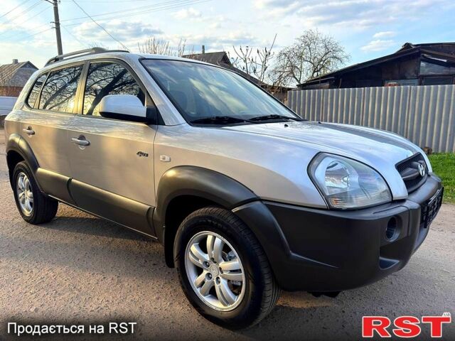Хендай Туксон, объемом двигателя 20 л и пробегом 164 тыс. км за 7750 $, фото 4 на Automoto.ua