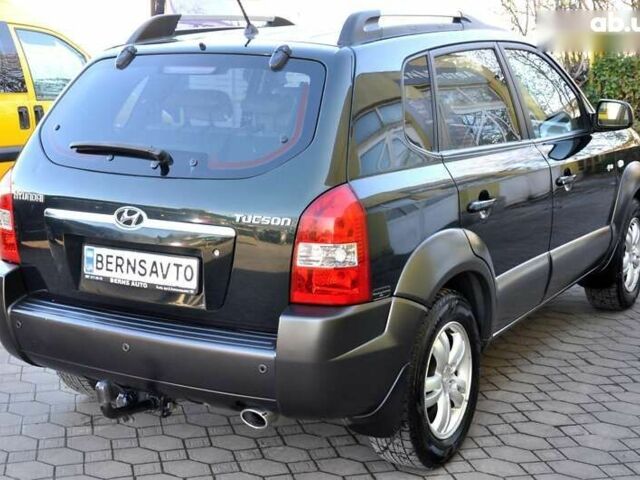 Хендай Туксон, об'ємом двигуна 0 л та пробігом 245 тис. км за 7200 $, фото 6 на Automoto.ua